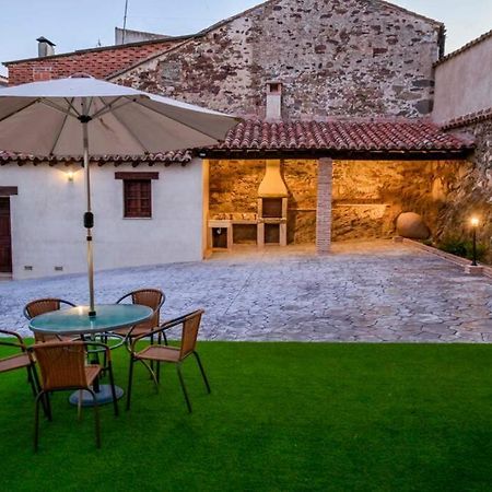 A - Apartamento Elegante Con Piscina Compartida Torrico المظهر الخارجي الصورة