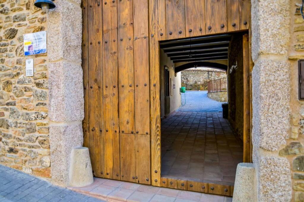 A - Apartamento Elegante Con Piscina Compartida Torrico المظهر الخارجي الصورة